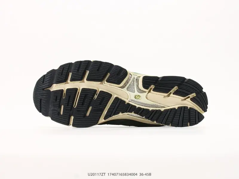 New Balance × KITH NB 2011 自然做旧跑步鞋 男女 U20117ZT #17407165834004